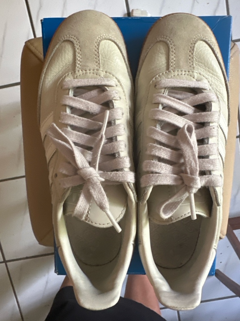 Adidas Samba OG Aluminum Gum Women’s Size 7 – Cream Leather, Gum Sole - Picture 5 of 12